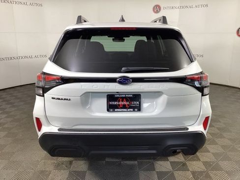 Used 2026 Subaru Forester Premium AWD/4WD image 5
