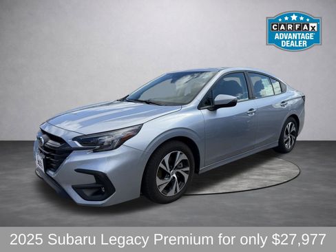 Used 2025 Subaru Legacy Premium AWD/4WD image 3