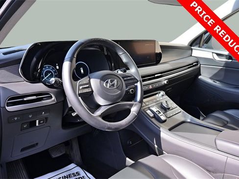 Used 2023 Hyundai Palisade Limited image 10