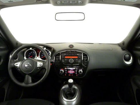 Used 2013 Nissan Juke SL FWD image 10