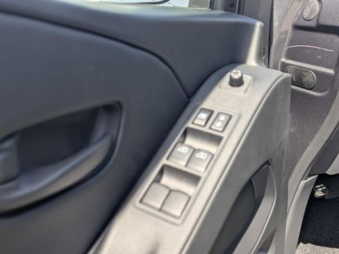 New 2026 Nissan Frontier SV AWD/4WD image 31