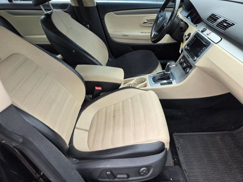 Used 2010 Volkswagen CC Sport FWD image 13