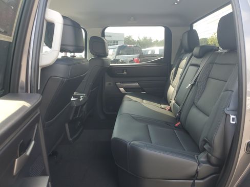 Used 2023 Toyota Tundra SR5 w/ SR5 Premium Package AWD/4WD image 9