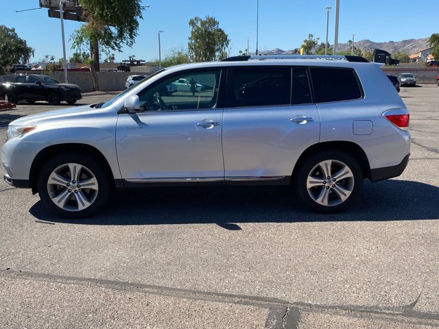 Used 2013 Toyota Highlander Limited AWD/4WD image 5