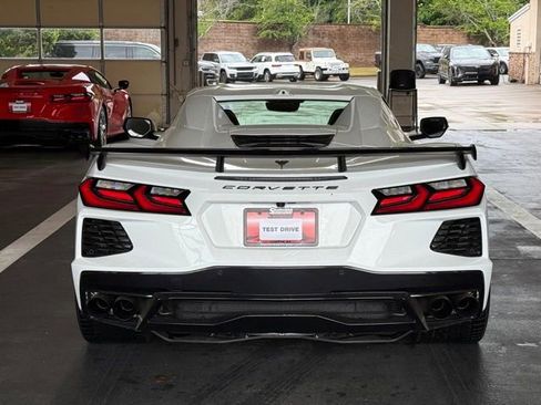 Used 2025 Chevrolet Corvette Stingray Premium Conv w/ Z51 Performance Package RWD image 6