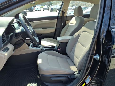 Used 2020 Hyundai Elantra Value Edition w/ Winter Weather Package image 13