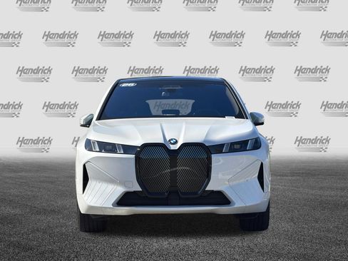 Used 2026 BMW iX xDrive45 image 10