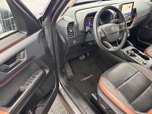 Used 2021 Ford Bronco Sport Outer Banks image 9