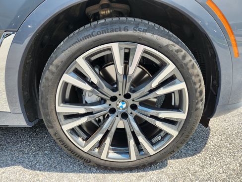 Used 2026 BMW X7 xDrive40i w/ Executive Package AWD/4WD image 7