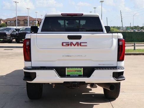 Used 2025 GMC Sierra 2500 Denali AWD/4WD image 5