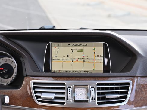 Used 2015 Mercedes-Benz E 350 4MATIC Wagon image 24