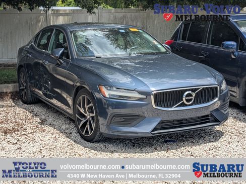 Used 2019 Volvo S60 T6 Momentum w/ Premium Package AWD/4WD image 1