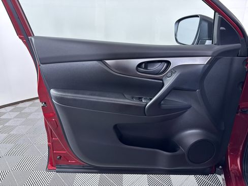 Used 2022 Nissan Rogue Sport S AWD/4WD image 24