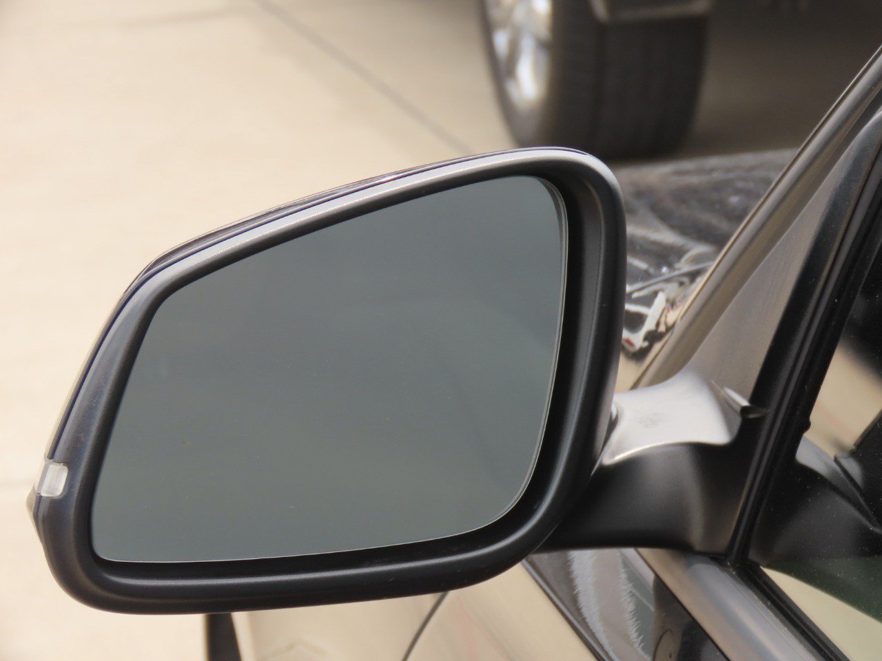 Used 2015 BMW 320i Sedan RWD image 17