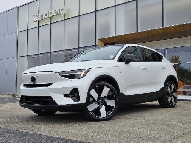 Used 2023 Volvo C40 P8 Recharge Ultimate AWD/4WD image 1