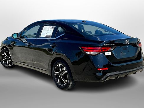 Used 2024 Nissan Sentra SV image 10