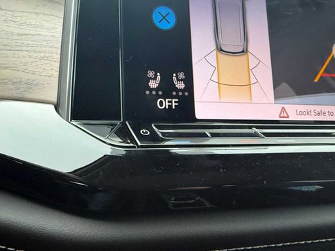 New 2026 Volkswagen Atlas SE image 16