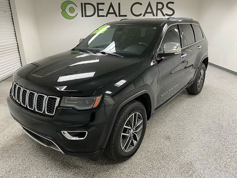 Used 2017 Jeep Grand Cherokee Limited w/ Luxury Group II image 1