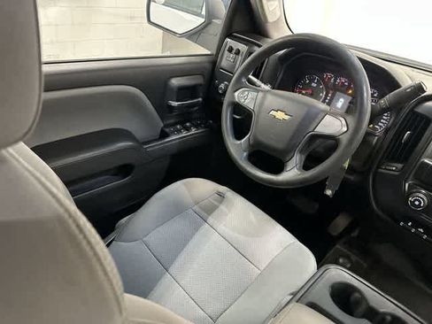 Used 2018 Chevrolet Silverado 2500 W/T w/ Snow Plow Prep Package AWD/4WD image 12
