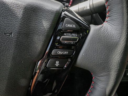 Used 2025 Nissan Frontier PRO-4X w/ Pro Premium Package image 20