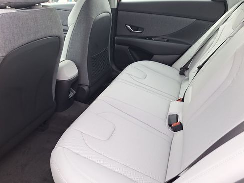 New 2026 Hyundai Elantra Limited image 12