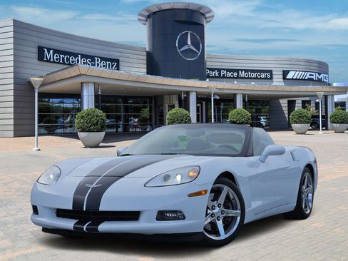 Used 2010 Chevrolet Corvette Convertible w/ Preferred Equipment Group image 1