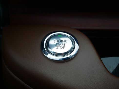 Used 2022 Lincoln Aviator Reserve w/ Equipment Group 201A AWD/4WD image 29