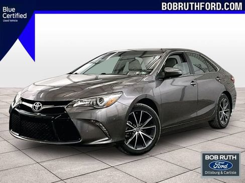Used 2017 Toyota Camry XSE w/ Moonroof Package FWD image 1