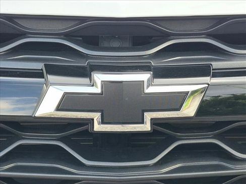 New 2026 Chevrolet Blazer LT w/ Midnight/Sport Edition FWD image 17