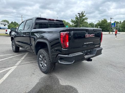 New 2026 GMC Sierra 1500 AT4X w/ LPO, Black Badging Package AWD/4WD image 4