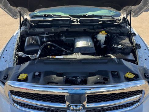 Used 2016 RAM 1500 Classic SLT AWD/4WD image 22