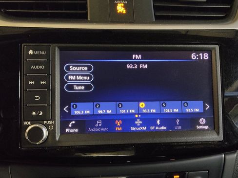 Used 2019 Nissan Sentra SV w/ Special Edition Package FWD image 25