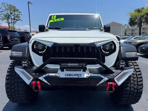 Used 2019 Jeep Wrangler Unlimited Sport S AWD/4WD image 3