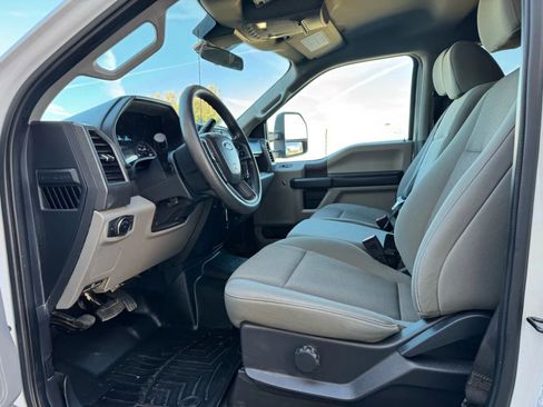 Used 2022 Ford F250 XL w/ STX Appearance Package image 11