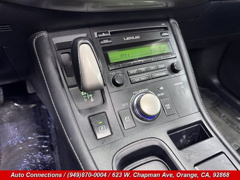 Used 2015 Lexus CT 200h image 14