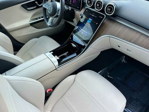 Used 2024 Mercedes-Benz C 300 4MATIC Sedan image 18