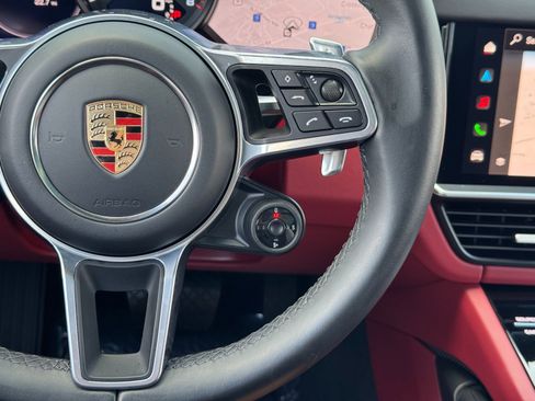 Used 2023 Porsche Cayenne AWD/4WD image 24