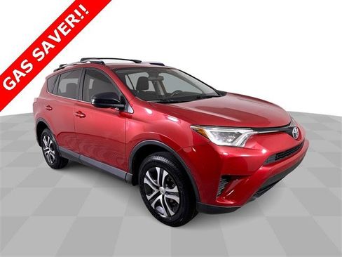 Used 2016 Toyota RAV4 LE image 2