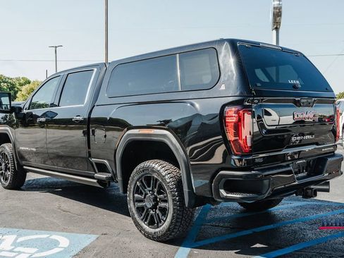 Used 2021 GMC Sierra 2500 Denali w/ Denali Black Diamond Edition AWD/4WD image 5