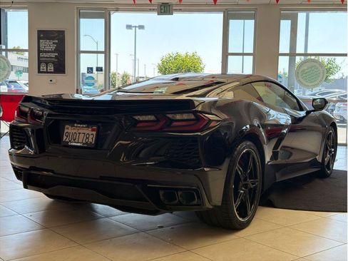 Used 2025 Chevrolet Corvette Stingray Preferred Cpe w/ 2LT RWD image 5