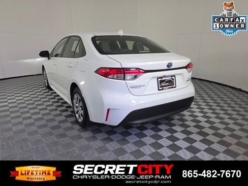 Used 2024 Toyota Corolla LE FWD image 5
