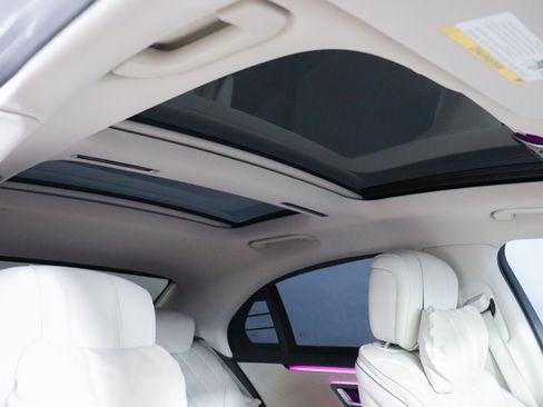 Used 2022 Mercedes-Benz S 580 4MATIC Sedan image 16