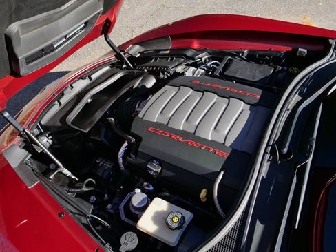 Used 2014 Chevrolet Corvette Convertible 2LT / 6.2L V8 / Pe w/ 2LT Preferred Equipment Group image 36