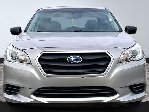 Used 2016 Subaru Legacy 2.5i image 3
