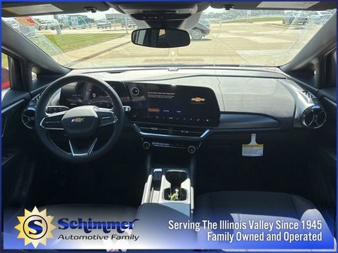 New 2026 Chevrolet Equinox EV LT w/ Comfort Package AWD/4WD image 22