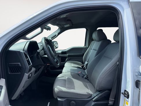 Used 2016 Ford F150 XLT RWD image 10
