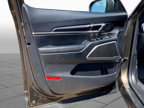 Certified 2025 Kia Telluride S AWD/4WD image 22