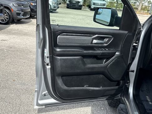 Used 2019 RAM 1500 Big Horn image 12