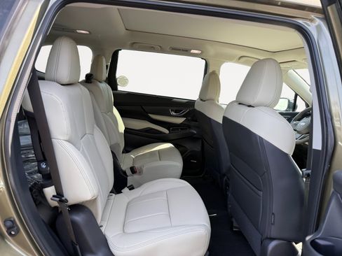 New 2026 Subaru Ascent Limited image 18