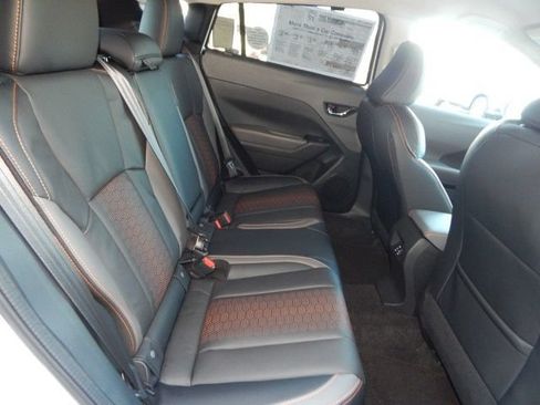 Used 2024 Subaru Crosstrek 2.5i Limited w/ Crosstrek Mirror Package AWD/4WD image 17